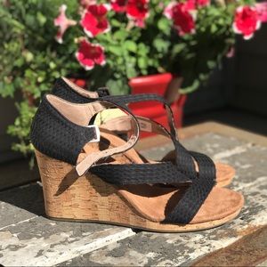Tom’s black strappy wedges